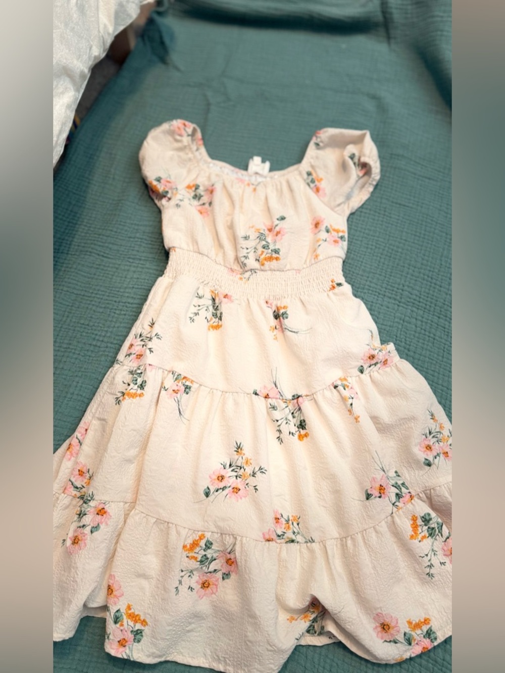 Girls Floral Cream Puff-Sleeve Tiered Dress